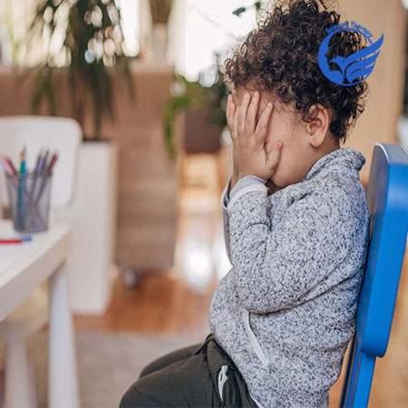 توصیف اختلال بلع در اوتیسم؛ چالش‌ها، علل و درمان آن